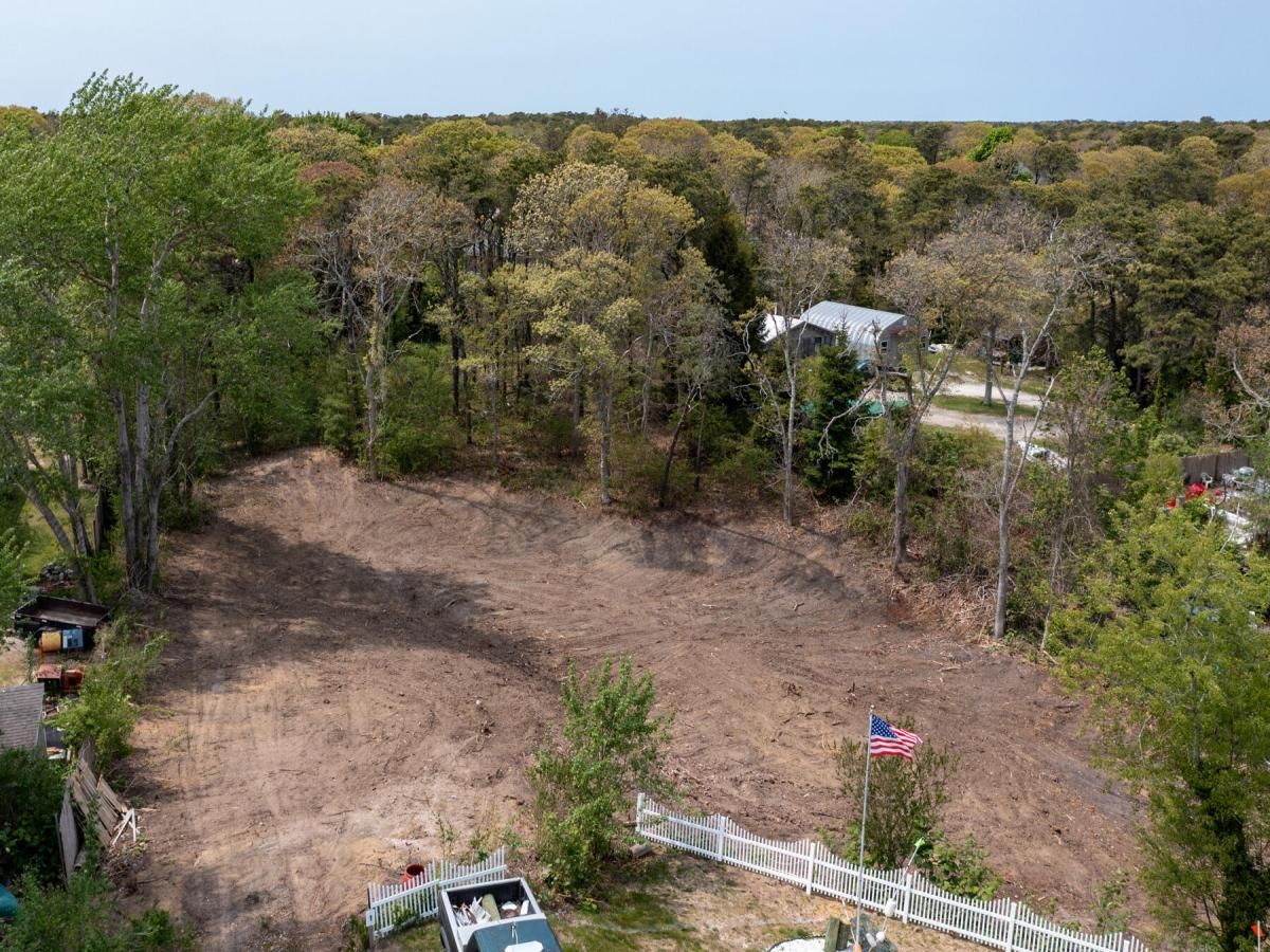 MLS #22301591 image #0