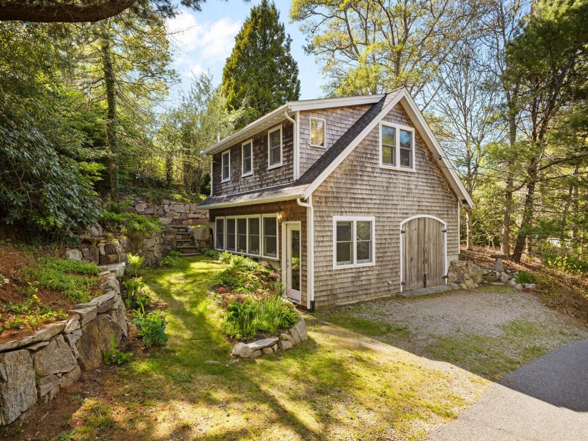 MLS #22502473 image #0