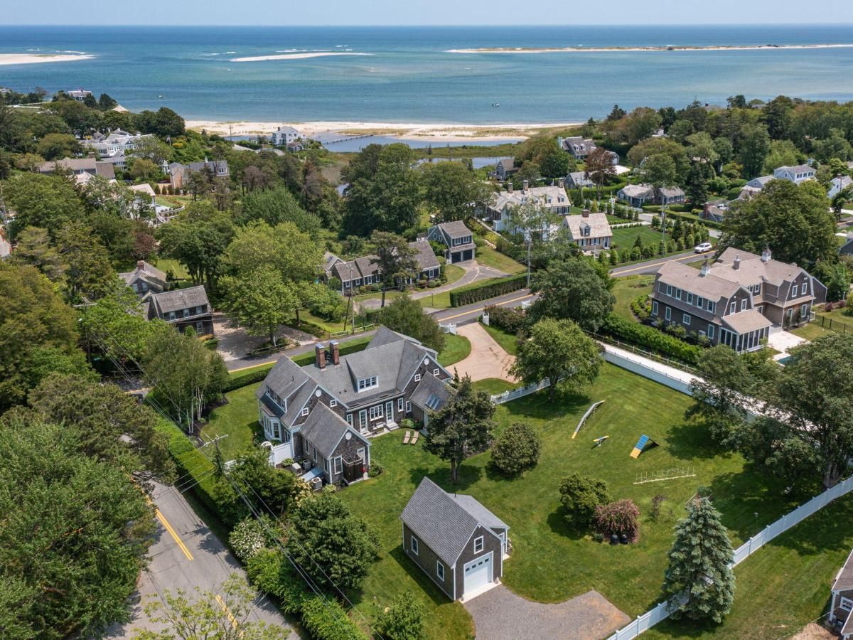 MLS #22502960 image #0