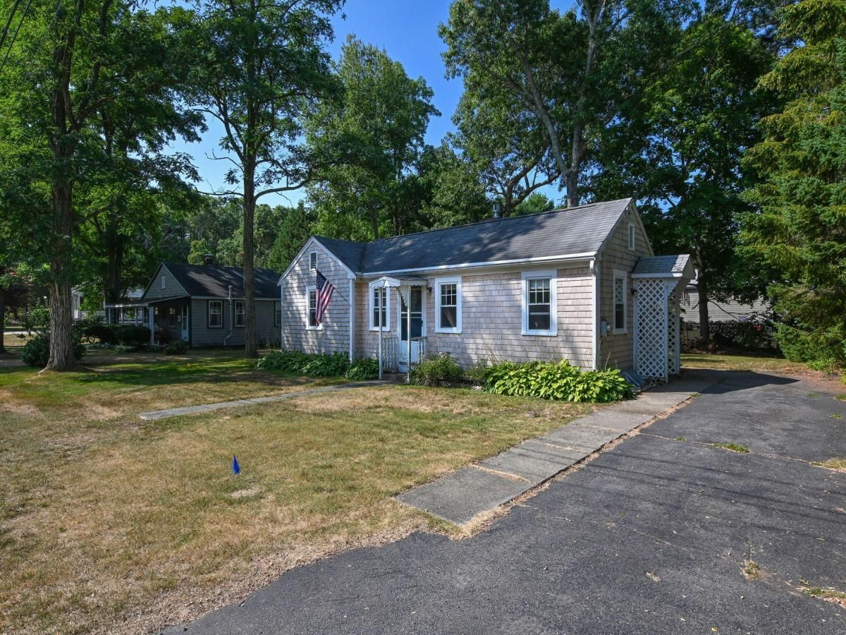 MLS #22503953 image #0