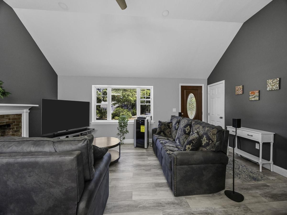 MLS #22504137 image #0