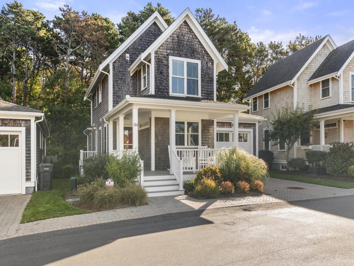 MLS #22505003 image #0