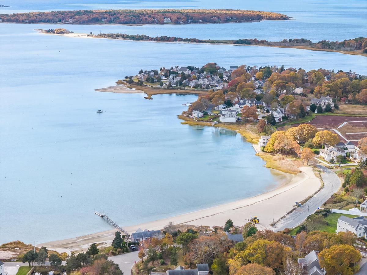 MLS #22505372 image #0