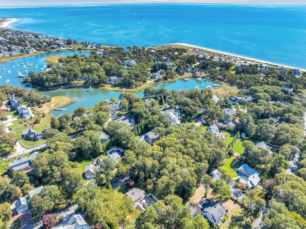 MLS #22505425 image #0