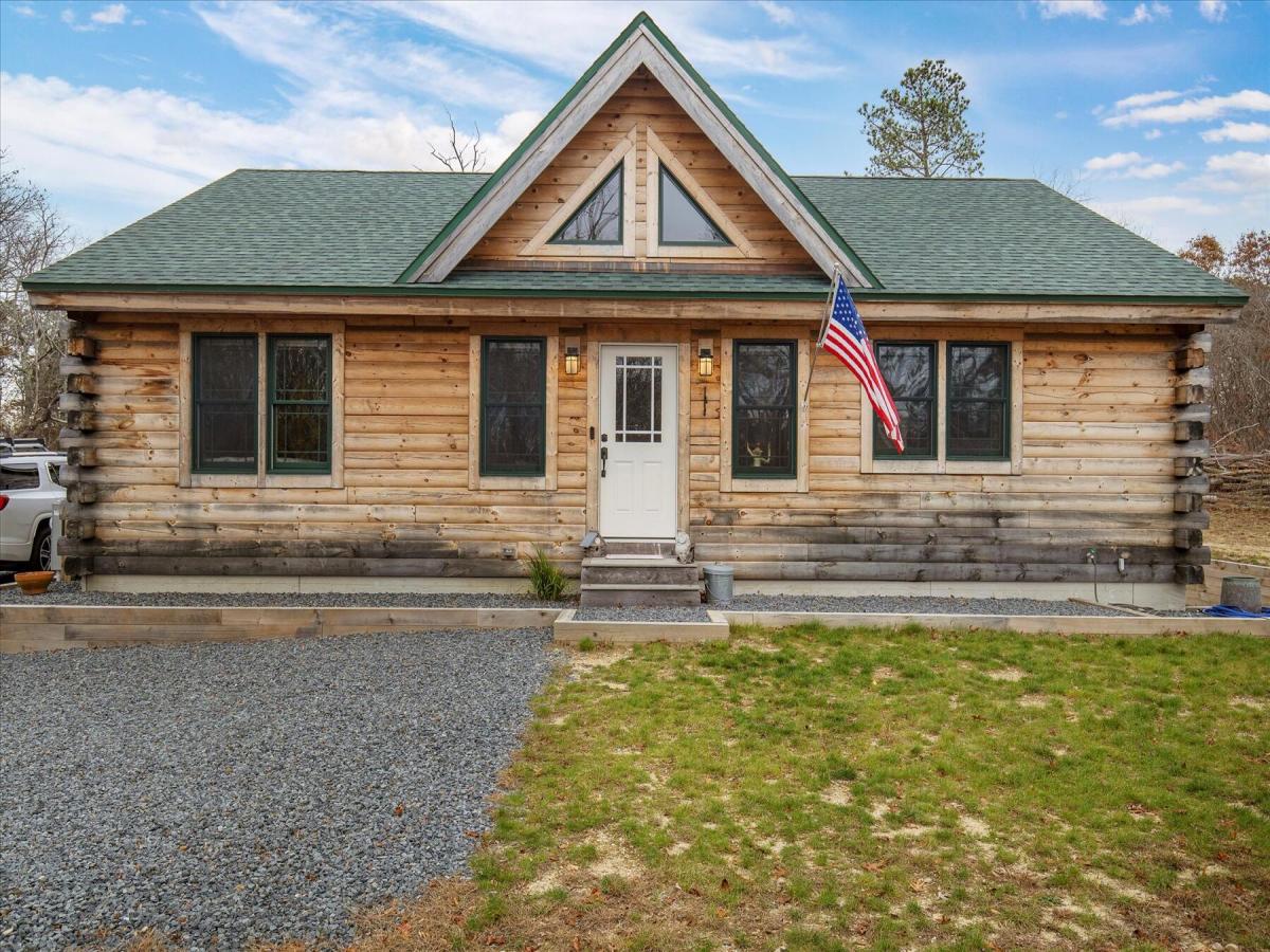 MLS #22505660 image #0