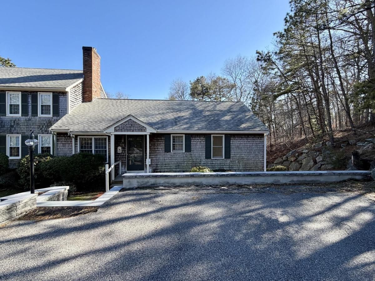 MLS #22600226 image #0