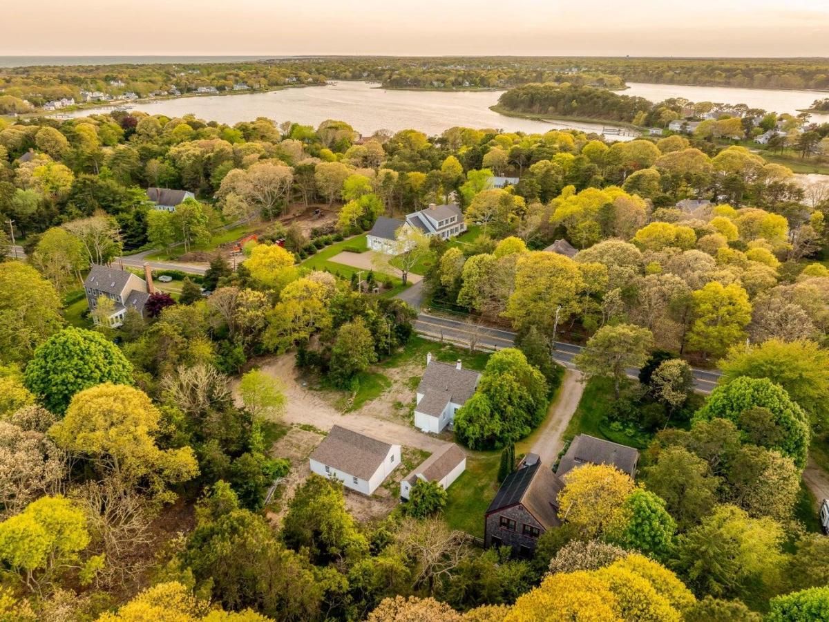 MLS #22600539 image #0