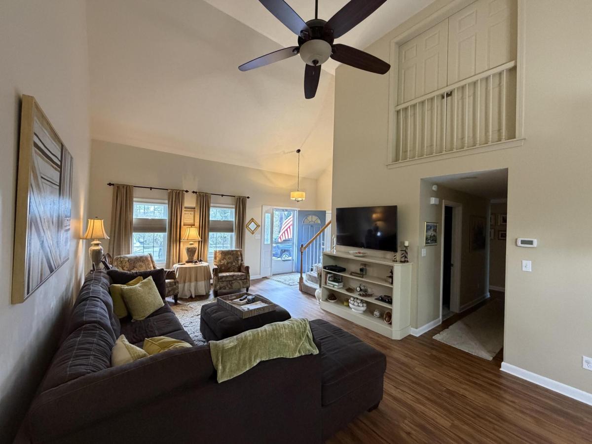 MLS #22600813 image #0