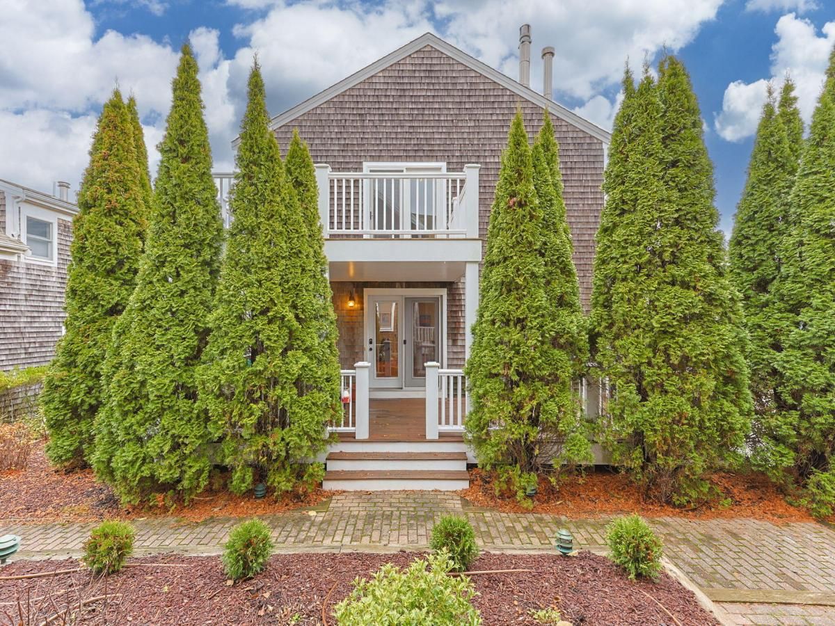 MLS #22600959 image #0