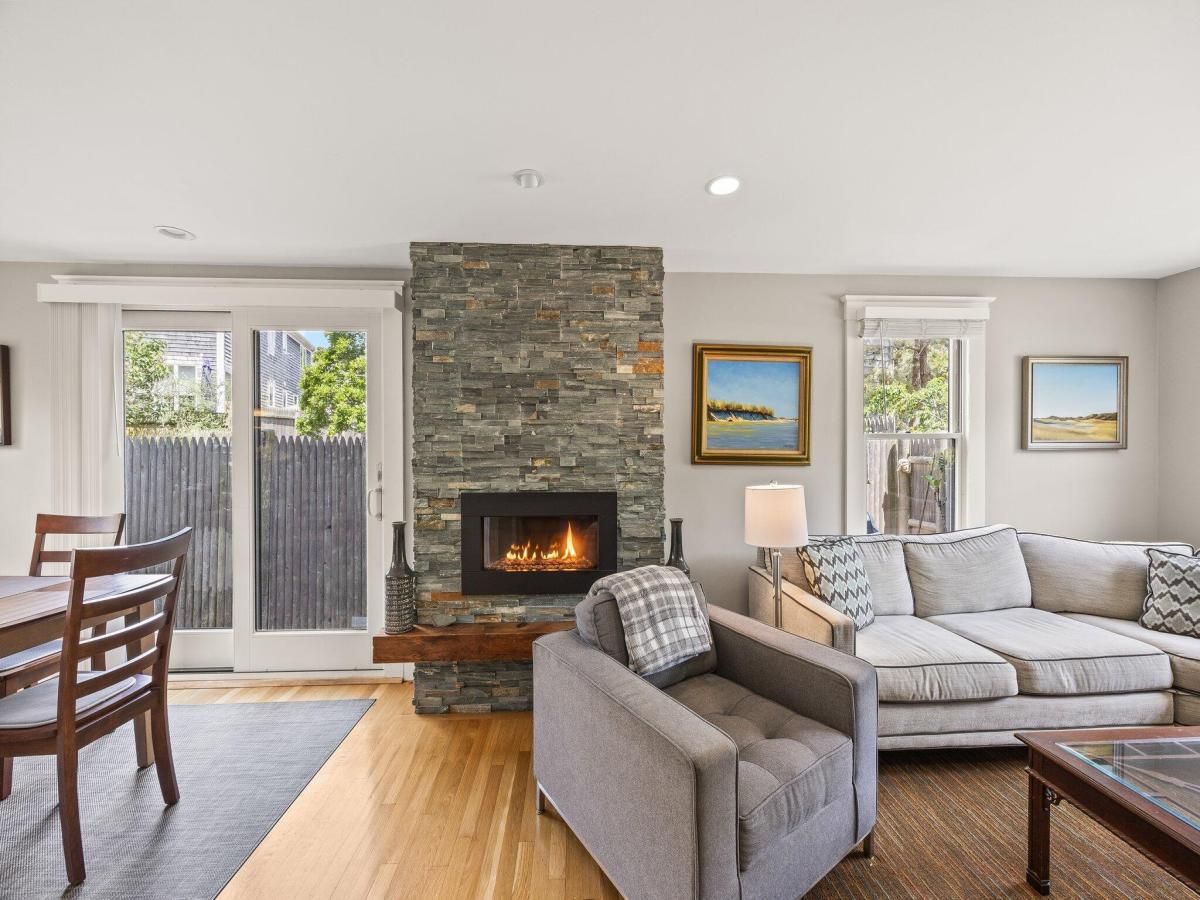 MLS #22601058 image #0