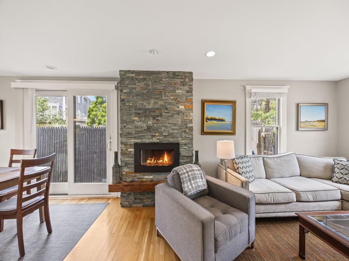 MLS #22601058 image #0