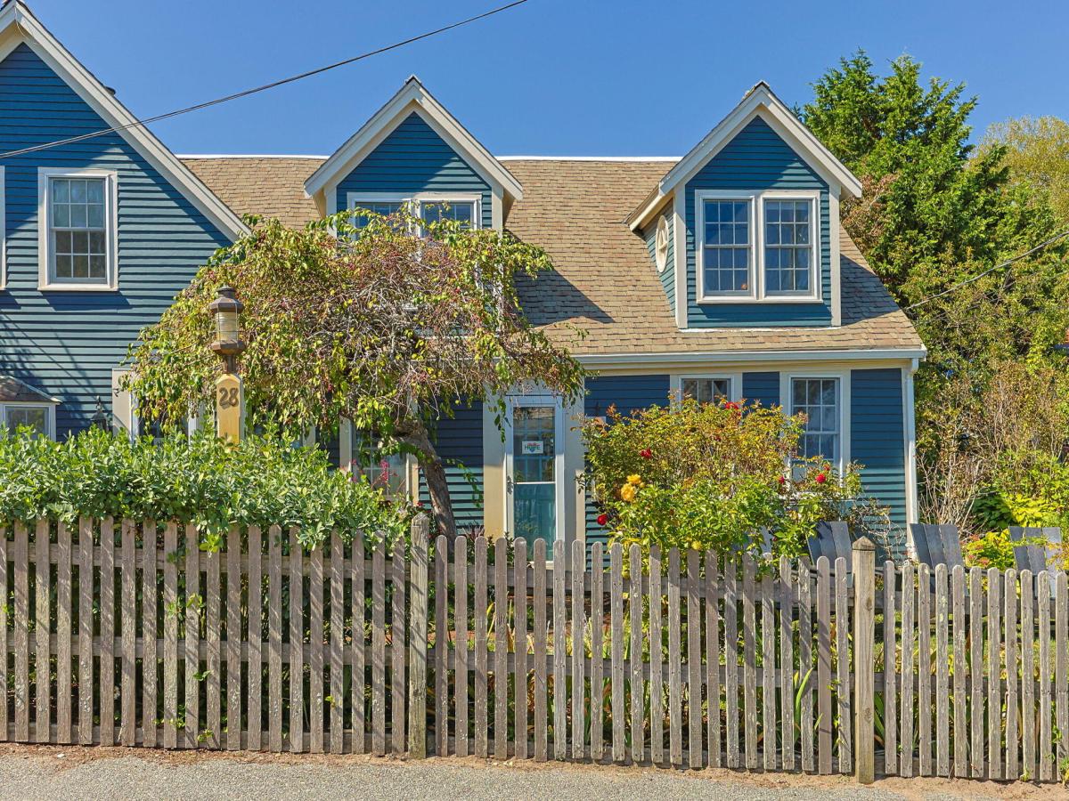 MLS #22601059 image #0