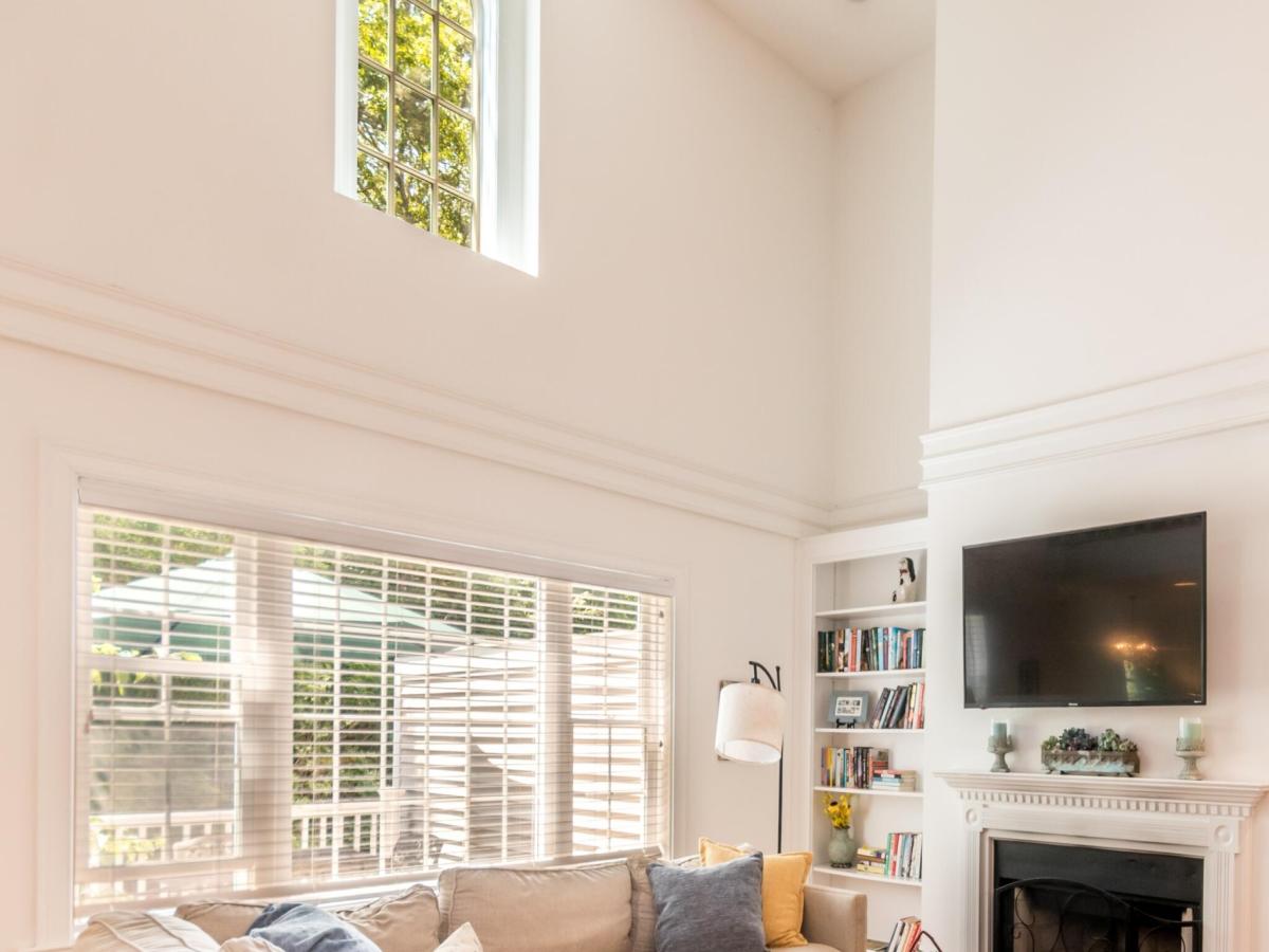 MLS #22601082 image #0