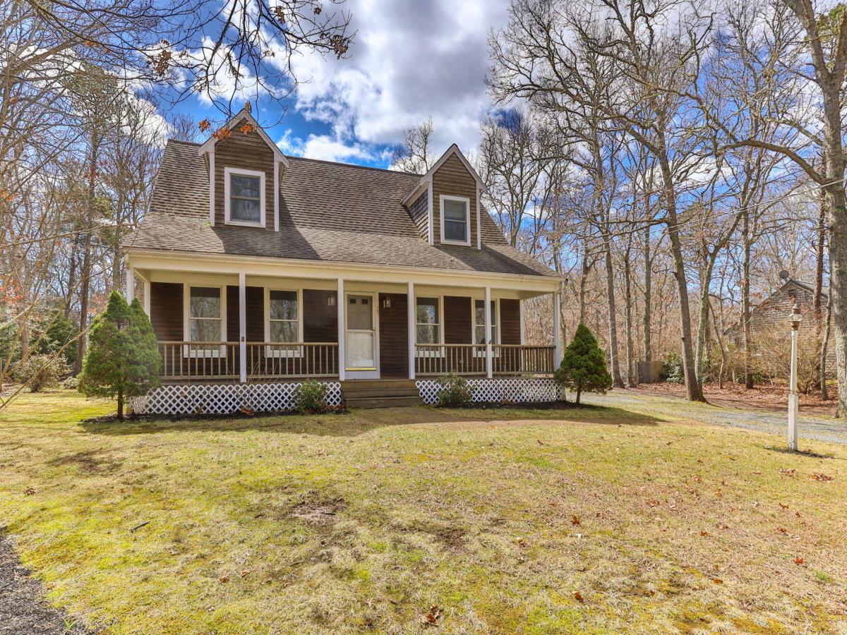 MLS #22601120 image #0