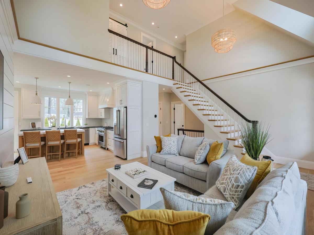 MLS #22601206 image #0