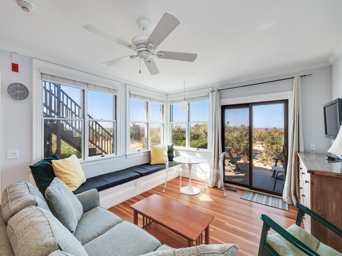 MLS #22601304 image #0