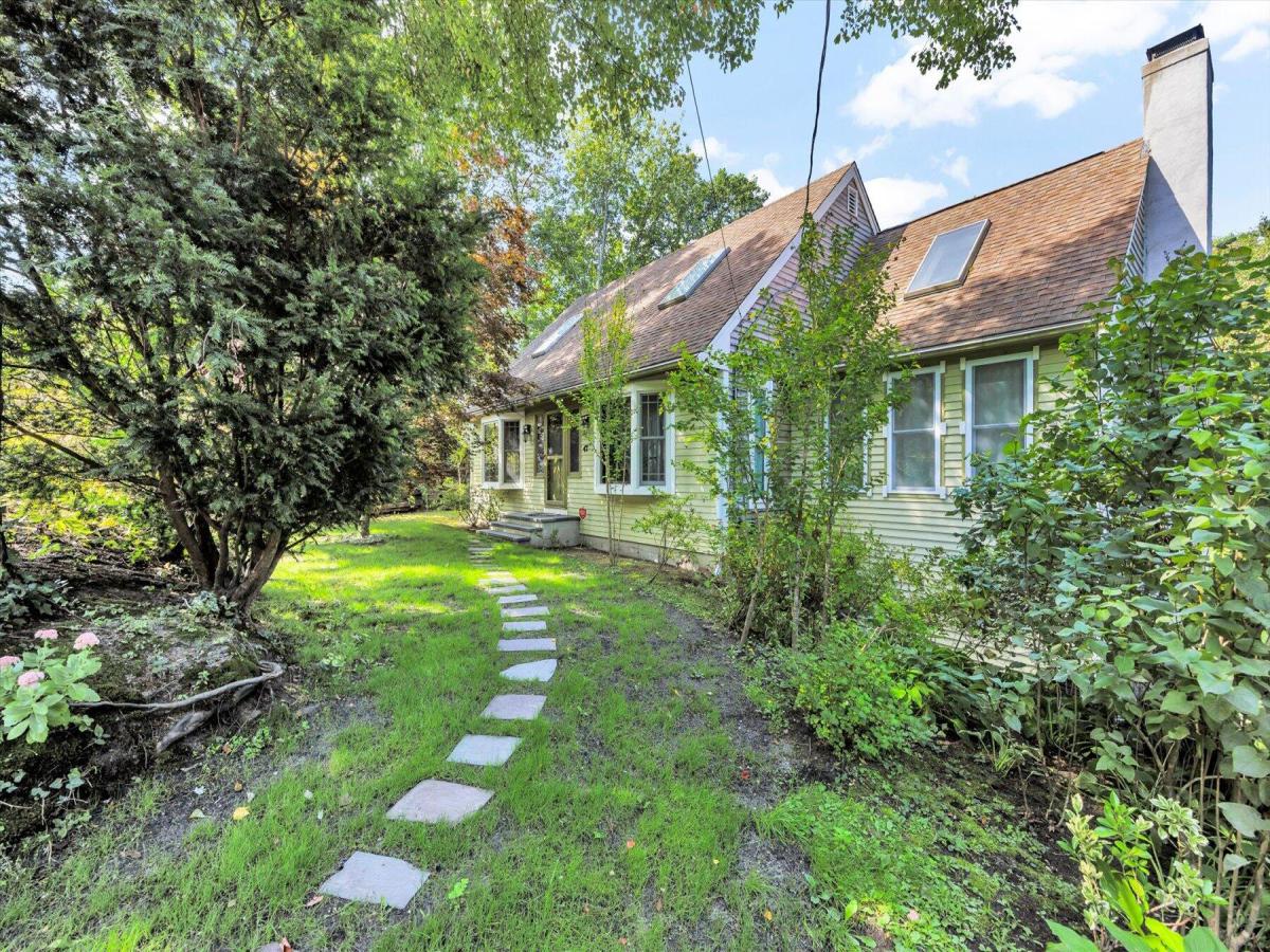 MLS #22601412 image #0