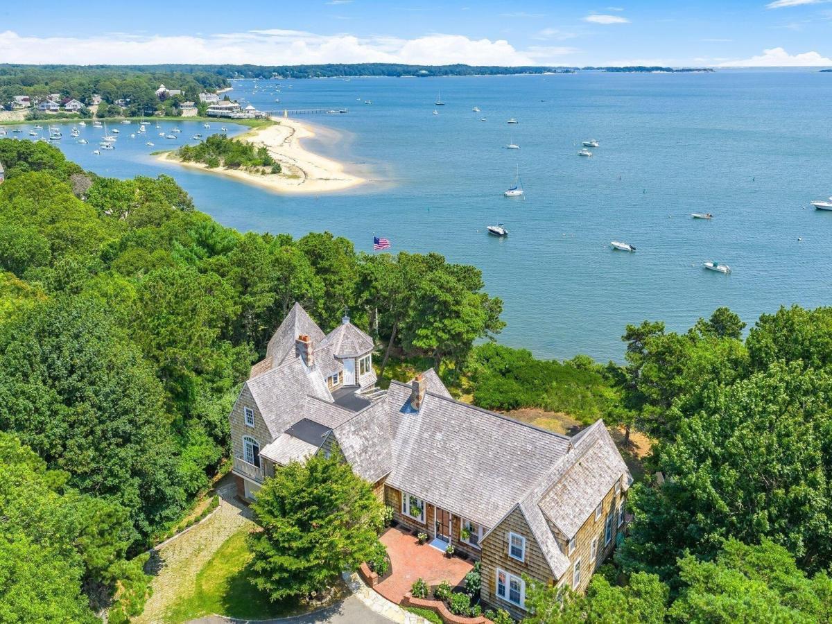 MLS #22601600 image #0