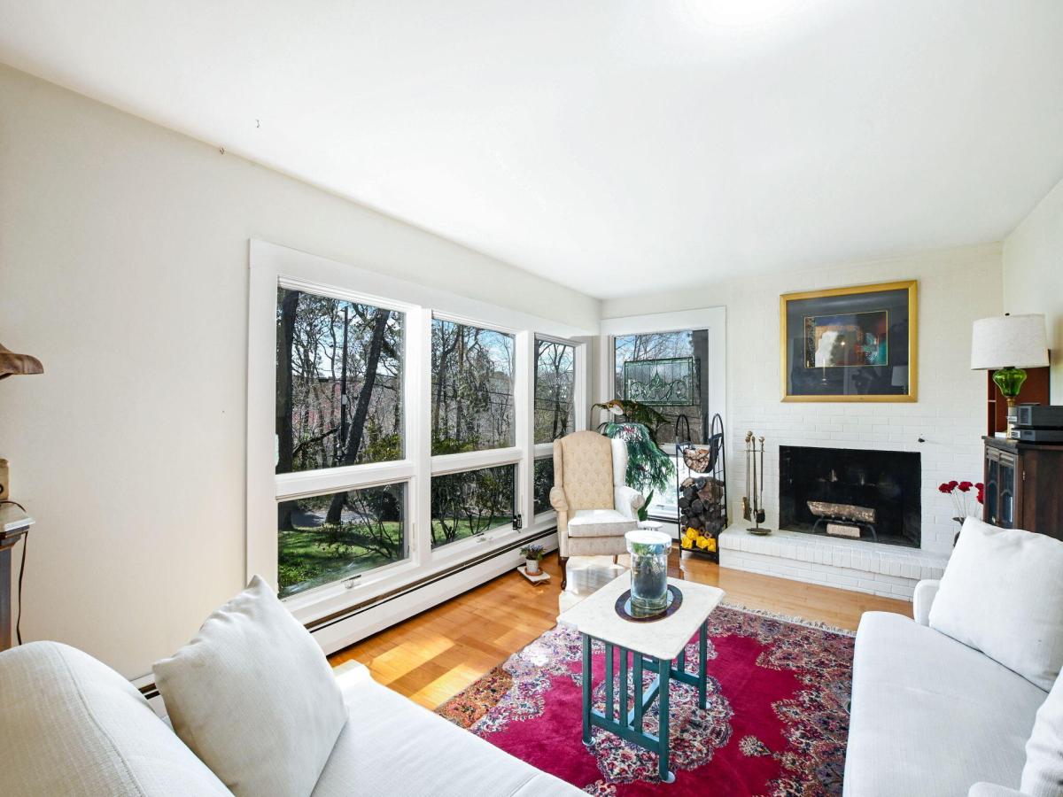 MLS #22601815 image #0