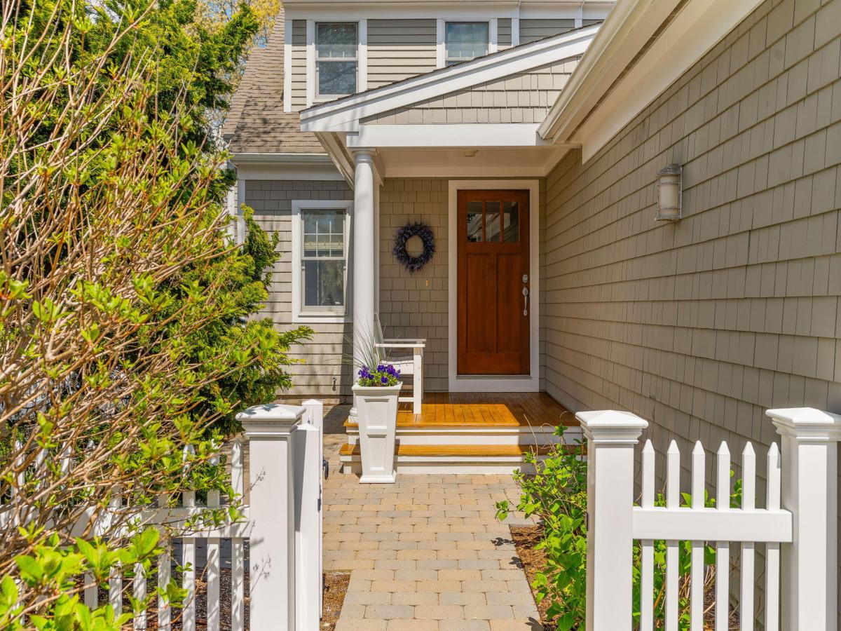 MLS #22602340 image #0
