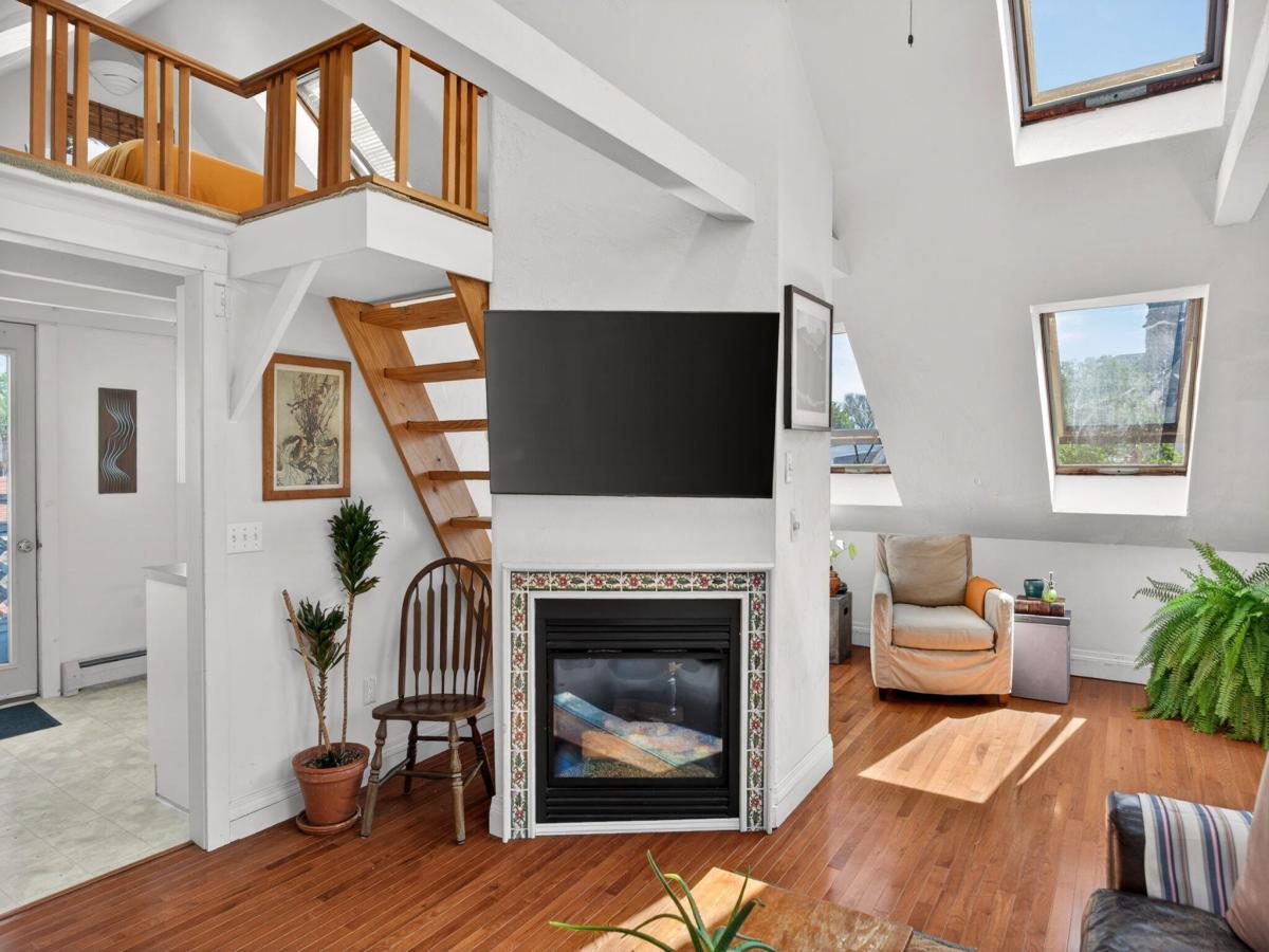 MLS #22602596 image #0