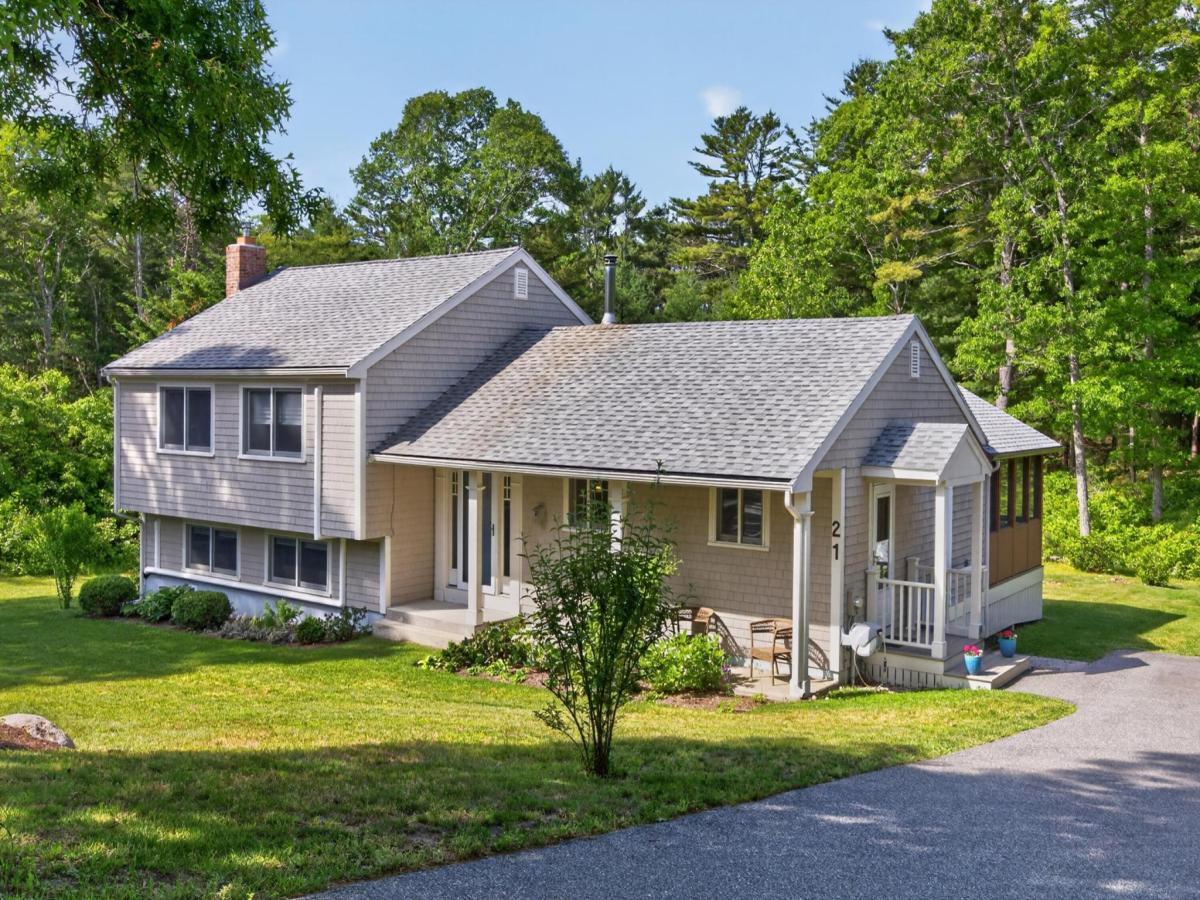MLS #22602886 image #0