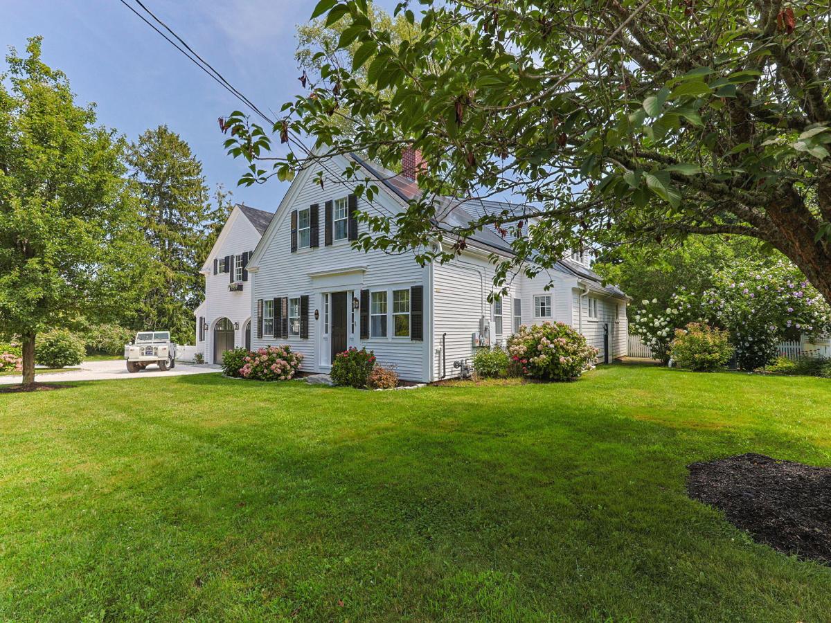 MLS #22604067 image #0