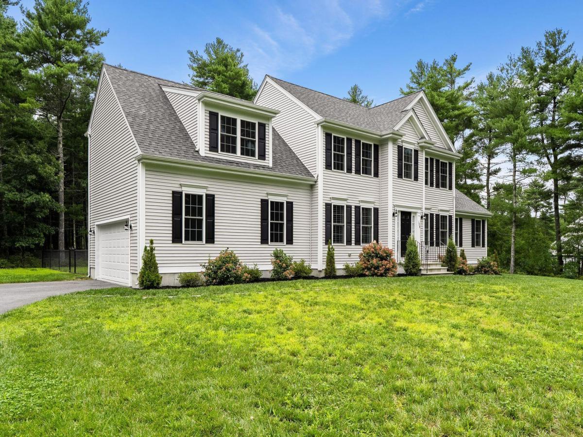 MLS #22604092 image #0