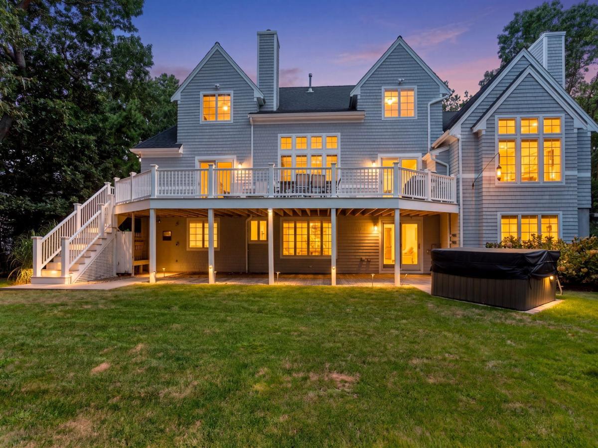 MLS #22604225 image #0